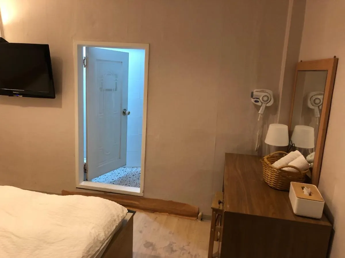 סיאול Chris Hostel