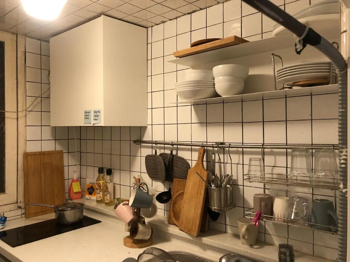 בית הארחה סיאול Chris Hostel