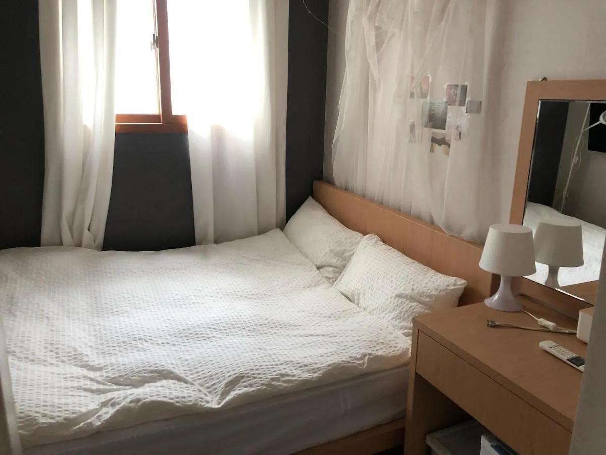 Chris Hostel Szöul Vendégház