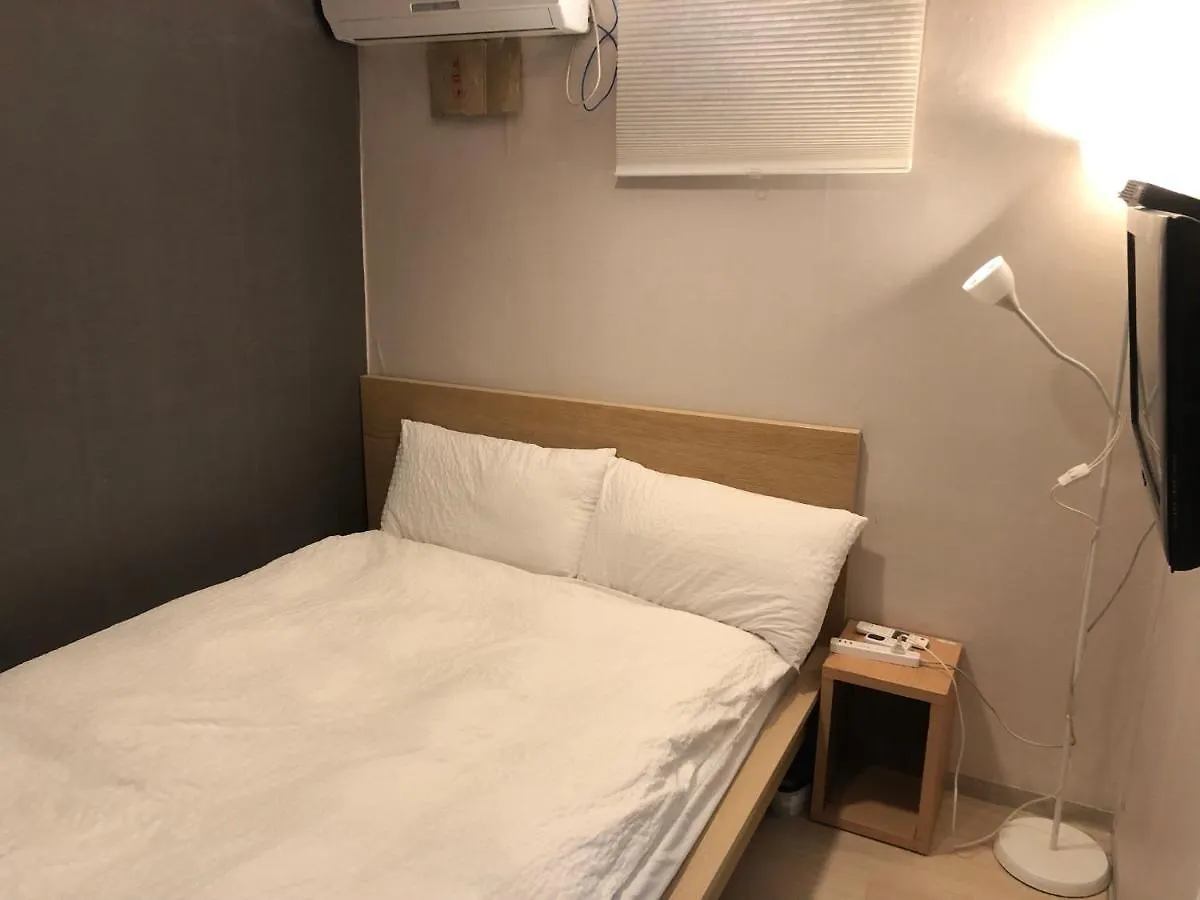 Chris Hostel Szöul