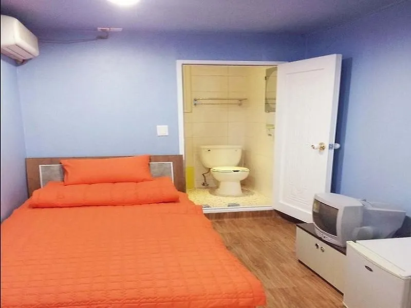 Chris Hostel Szöul Vendégház